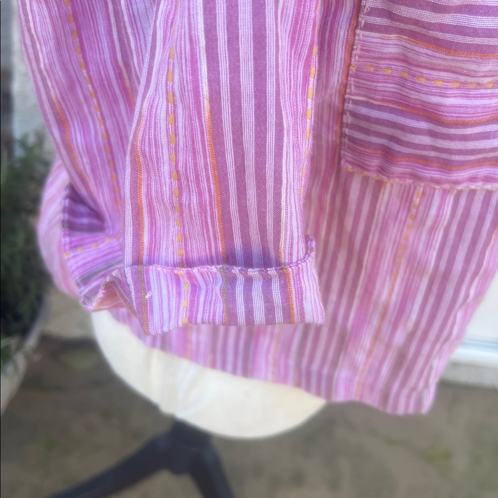 Sundance Women's Pink Striped Crop Button up Shirt Size M - Picture 4 of 9